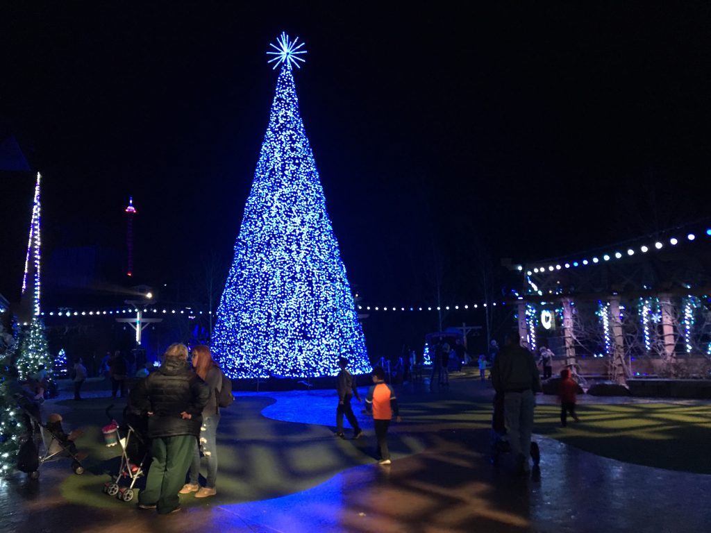 Animated tree at Dollywood at night