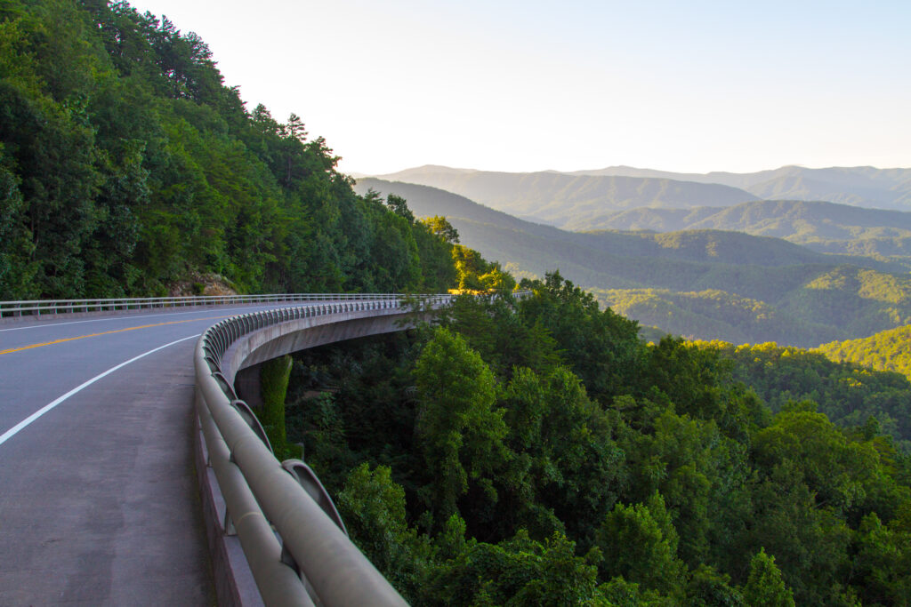 scenic drive through the Smoky Mountains